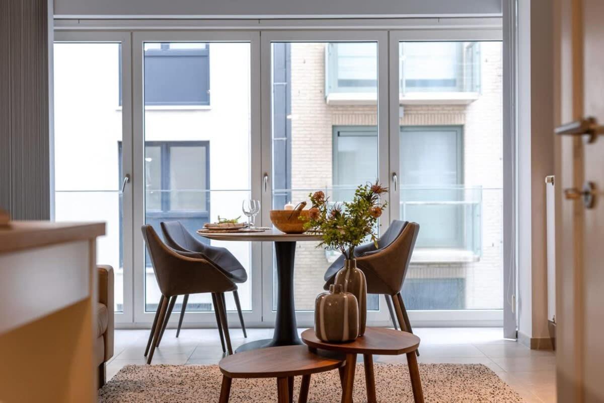Huswell - Comfortable 2 Bedroom Apartment With Sea-View Knokke-Heist Exterior photo
