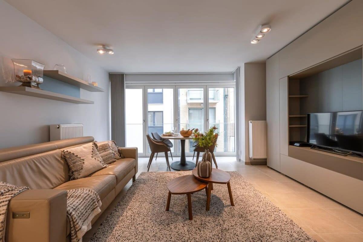 Huswell - Comfortable 2 Bedroom Apartment With Sea-View Knokke-Heist Exterior photo