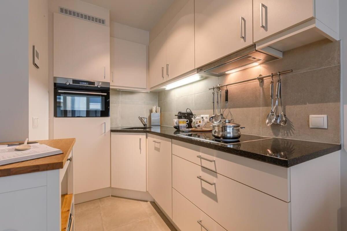 Huswell - Comfortable 2 Bedroom Apartment With Sea-View Knokke-Heist Exterior photo