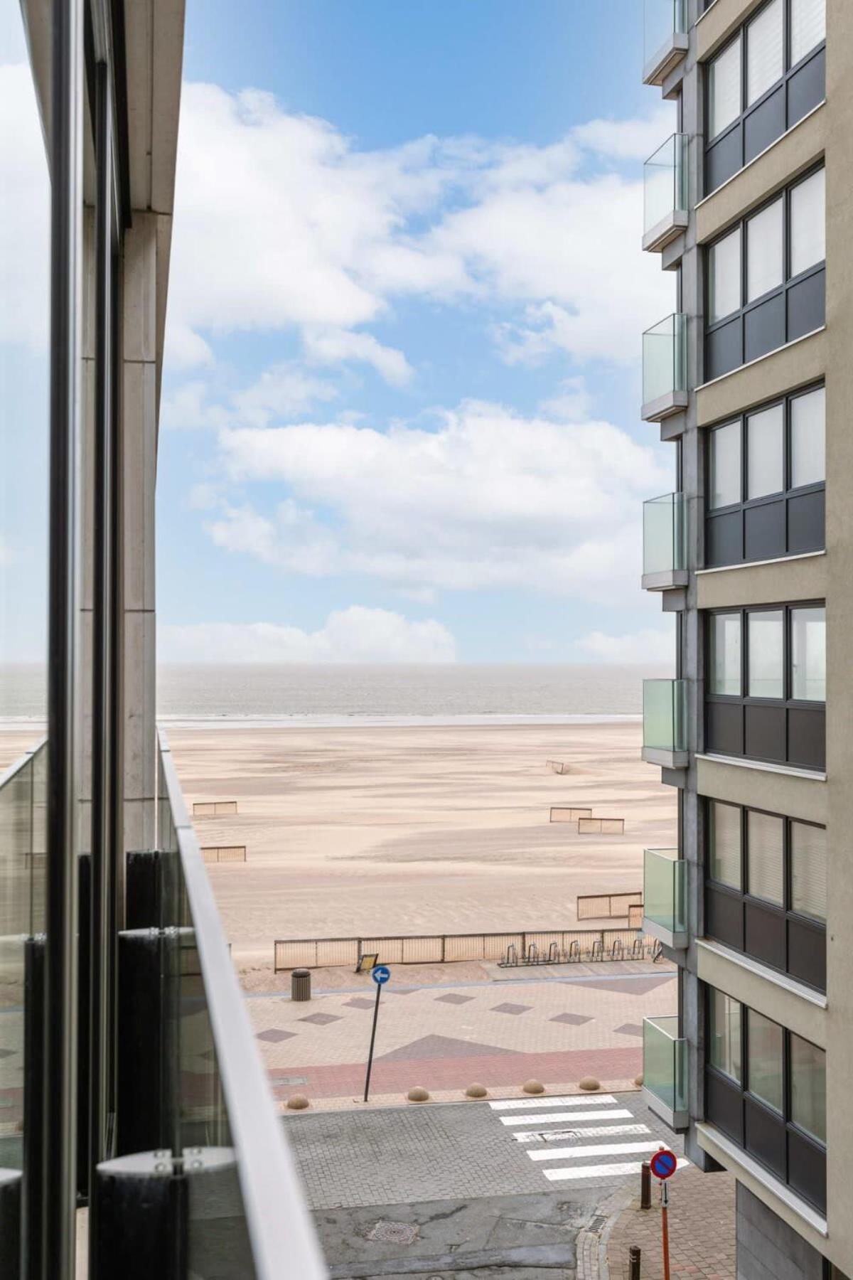 Huswell - Comfortable 2 Bedroom Apartment With Sea-View Knokke-Heist Exterior photo